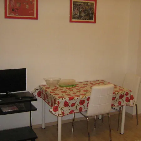 Flat In 1